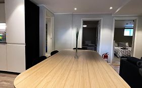Modern Big 2 Bedroom Apartment Near Solsiden